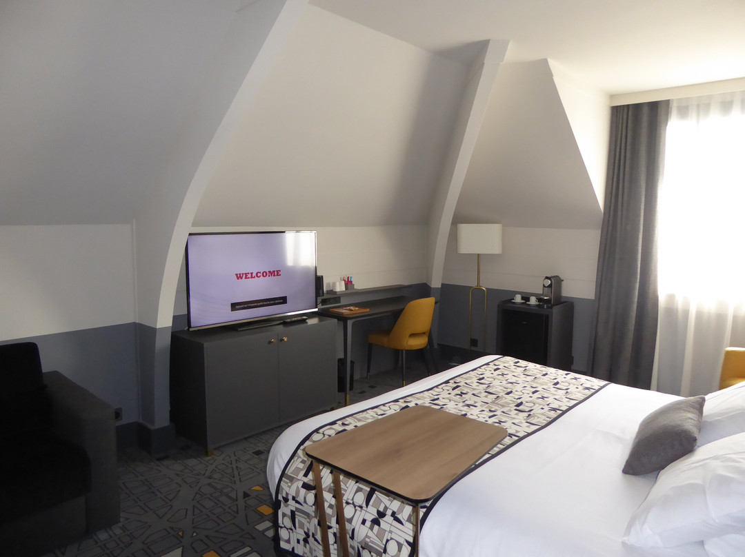 Hotel Mercure Rodez Cathedrale主图