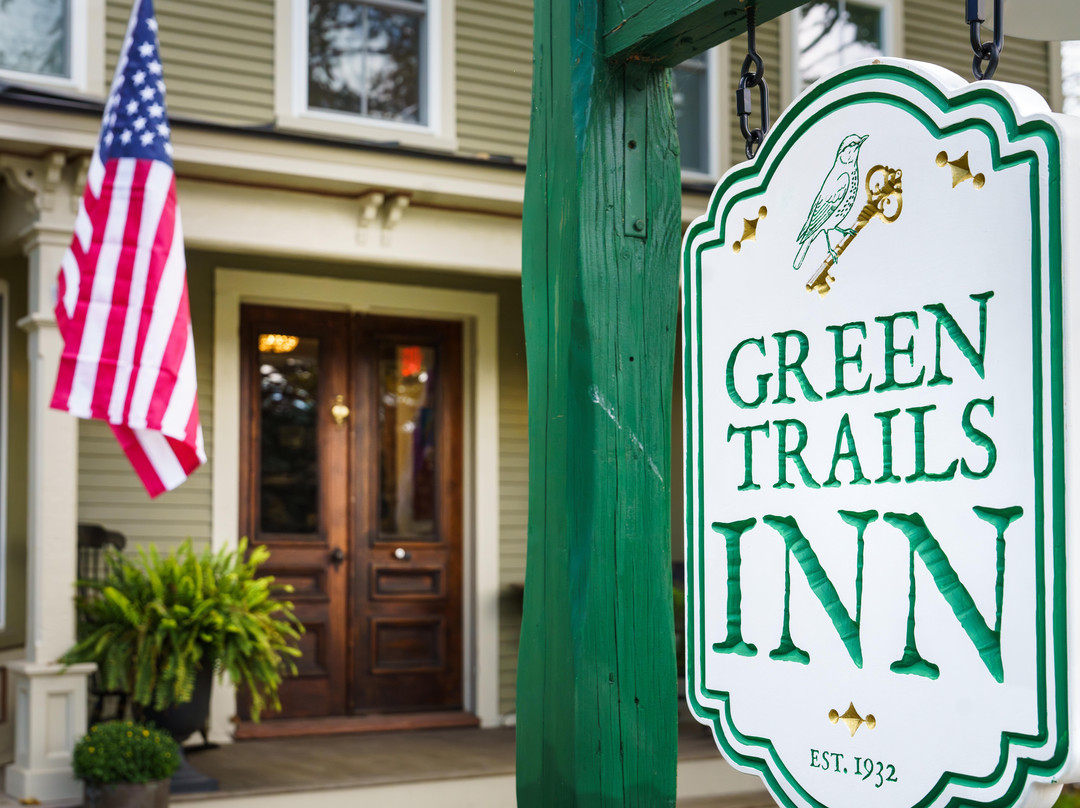 Green Trails Inn主图