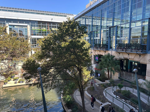 河心购物中心-圣安东尼奥市必去景点