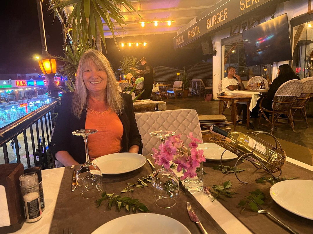 Eclipse Restaurant & Bar