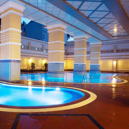 舍尔伍德俱乐部酒店