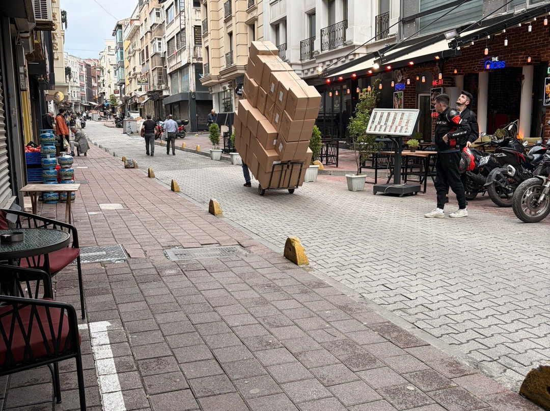 Aprilis Gold Hotel主图