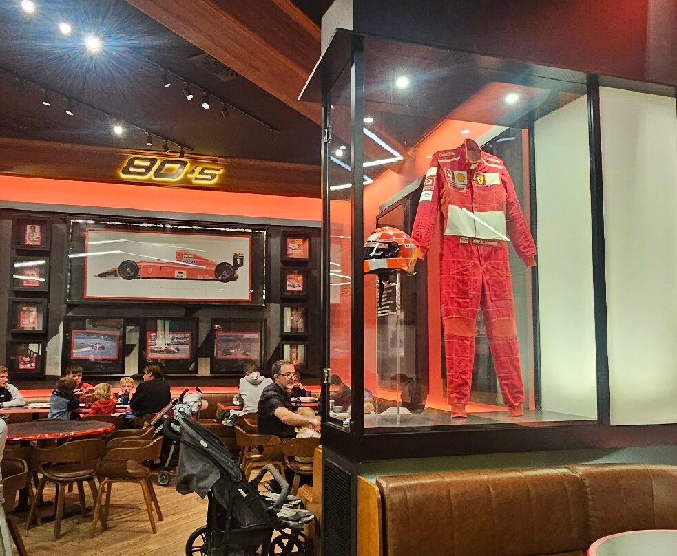 Ferrari Land-Vila Seca必去景点