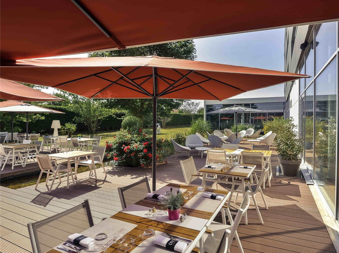 Chassieu酒店住宿-大使酒店