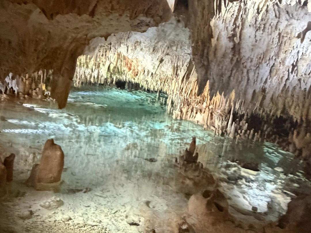 Cayman Crystal Caves-大开曼岛必去景点