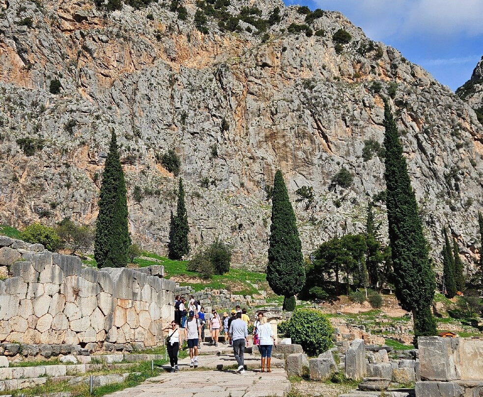 Temple of Apollo-德尔斐必去景点