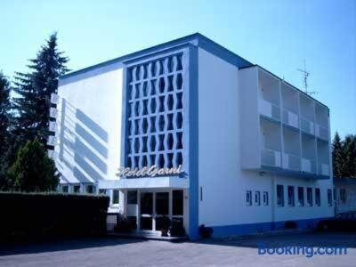 Finningen酒店住宿-Hotel Garni Trumm