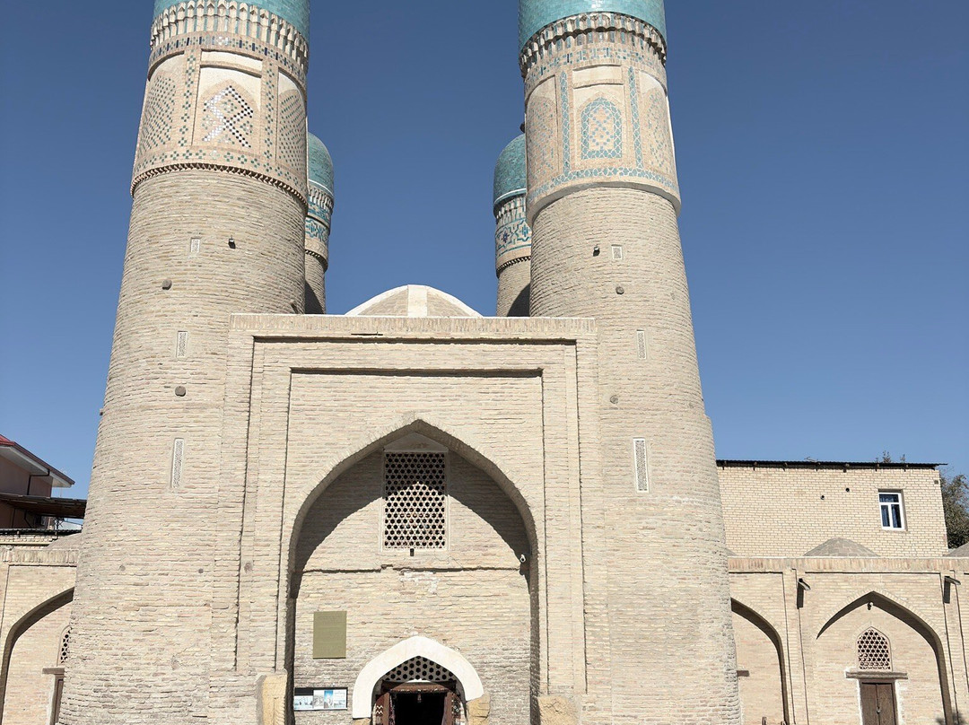 四塔清真寺-布哈拉必去景点