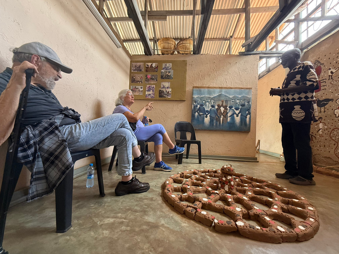 Wayiwayi Art Studio and Gallery-李文斯顿必去景点