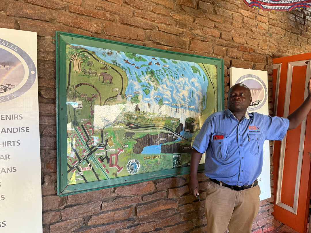 Victoria Falls-李文斯顿必去景点