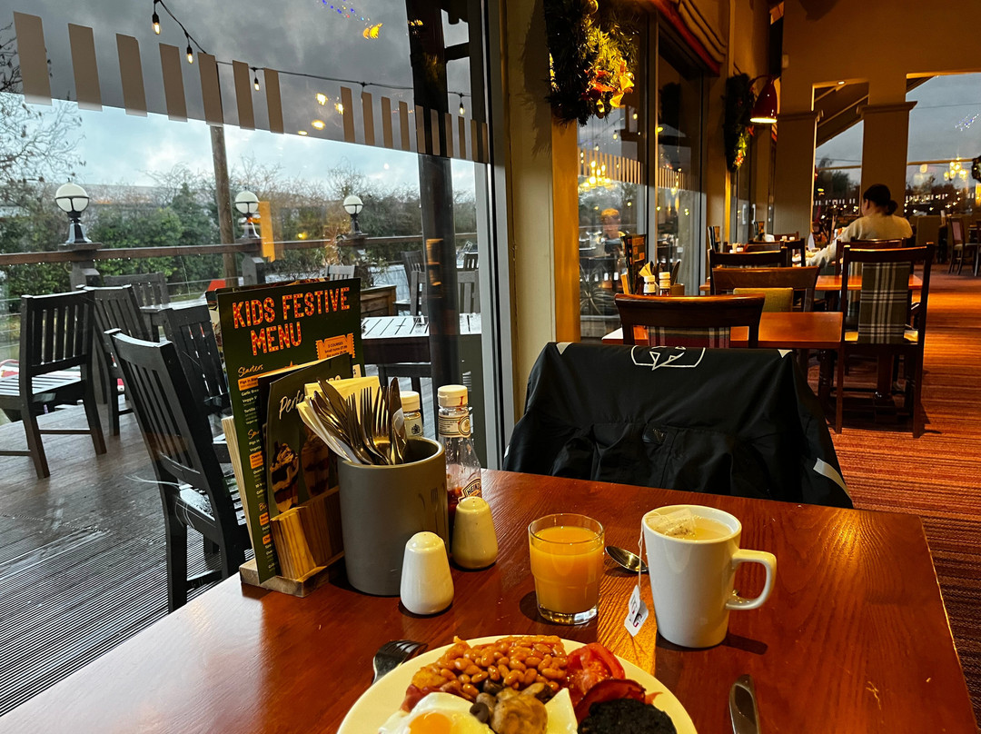 普瑞米尔欣克利酒店主图