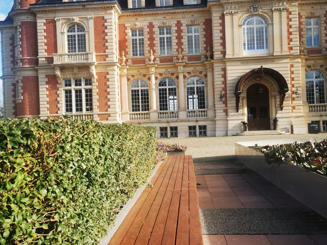 Campus Serge Kampf Les Fontaines主图