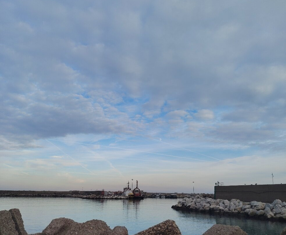 Spiaggia di Punta Penna-瓦斯托必去景点