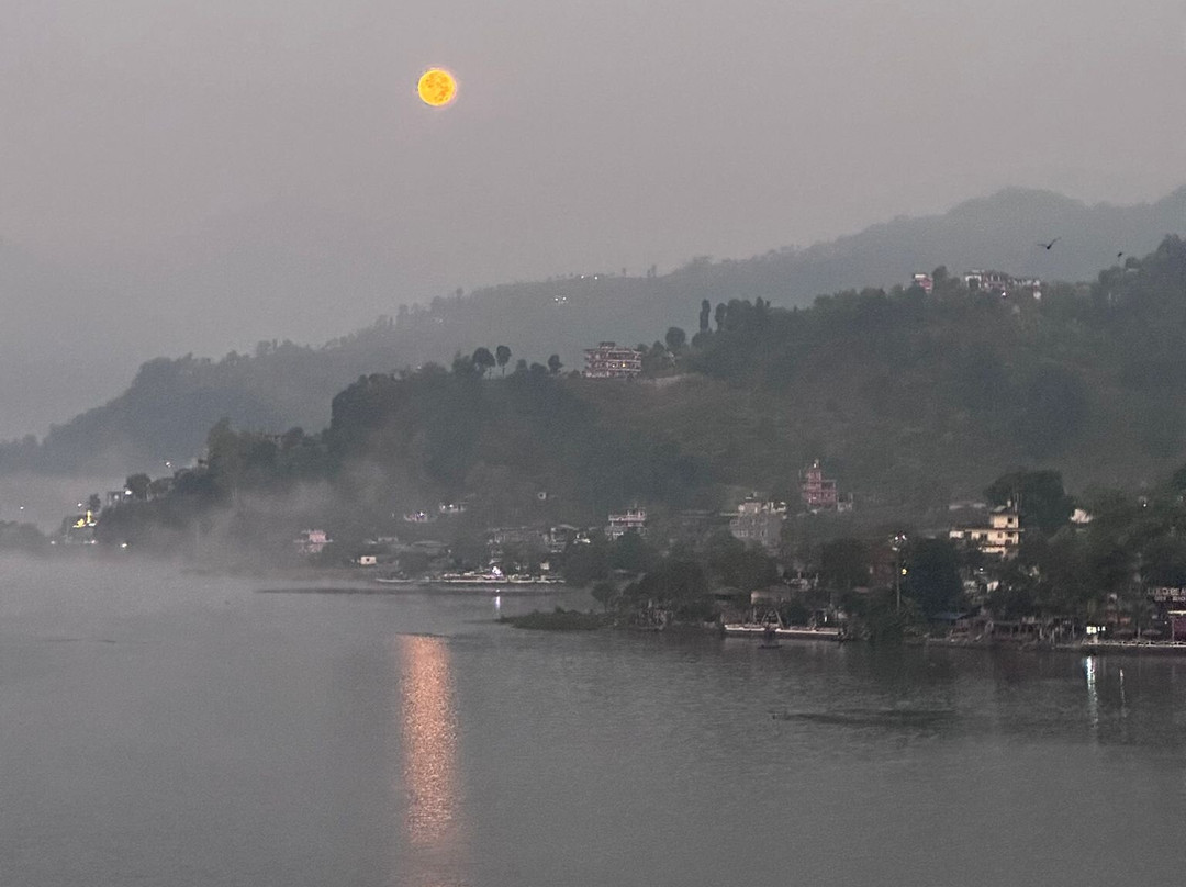 Tri-Bikram Yoga Retreat Centre-博卡拉必去景点