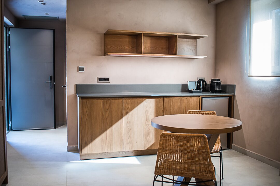 Panorama Hotel主图