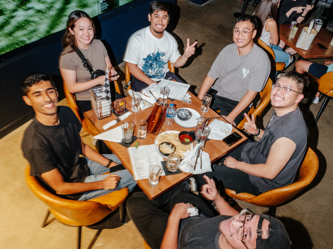 Velocity | Sim Racing Lounge-休斯顿必去景点