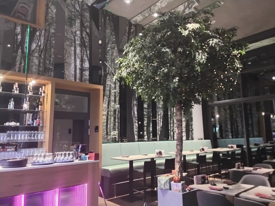 Yumini Sushi & Grill