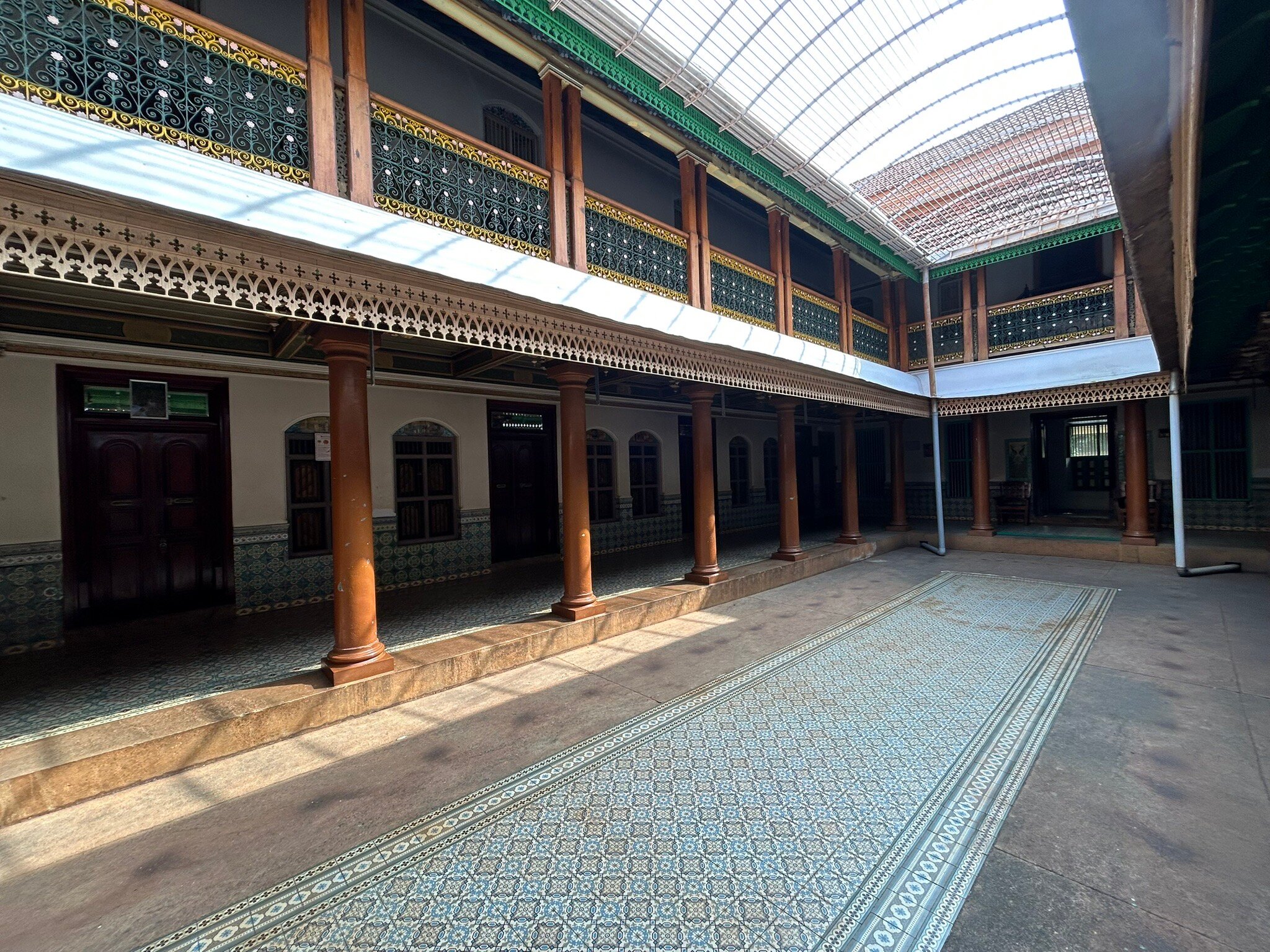 切蒂纳德邦大厦-官方