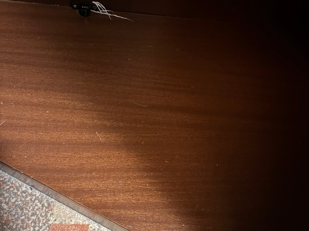 阿罗那酒店主图