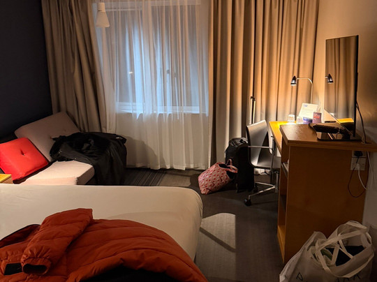 快捷假日彼得伯勒酒店主图