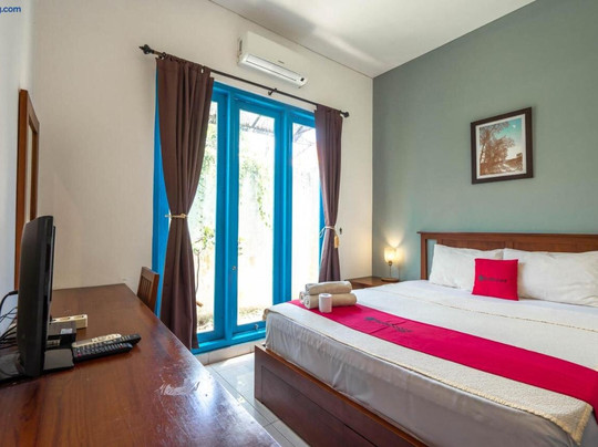 RedDoorz near Pantai Sanur Bali