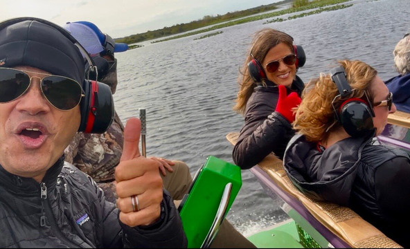 Alligator Cove Airboat Nature Tours-莱克威尔士必去景点