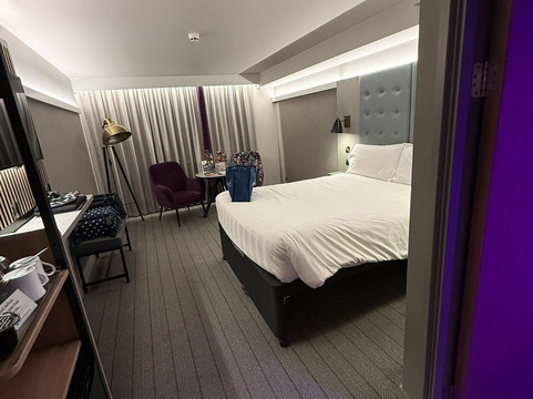 Premier Inn Frome Hotel主图