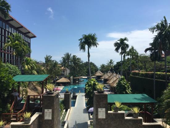 巴厘岛硬石酒店主图