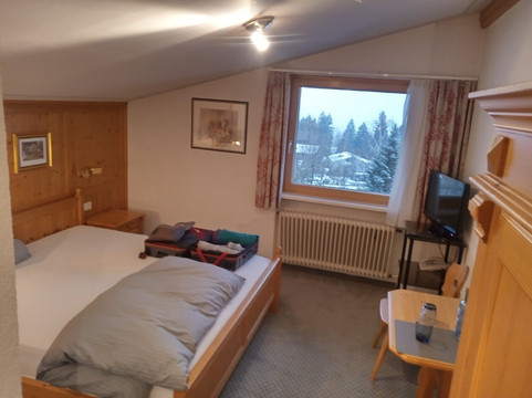 恩格尔酒店主图