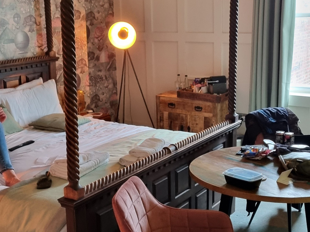 雷索鲁森酒店主图