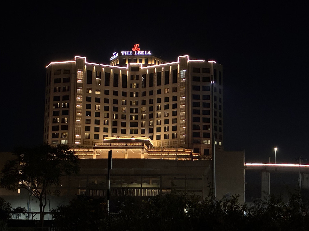 甘地讷格尔利拉酒店主图