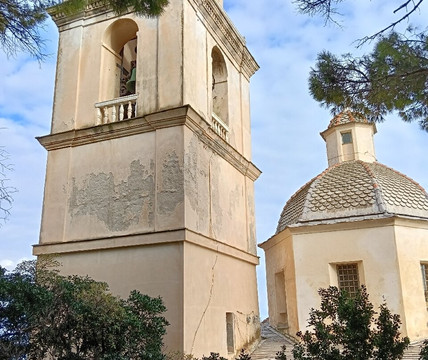 Santuario della Madonna Bianca - Chiesa di San Lorenzo-韦内雷港必去景点