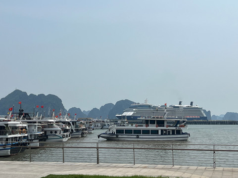 Viet Express Travel-河内必去景点