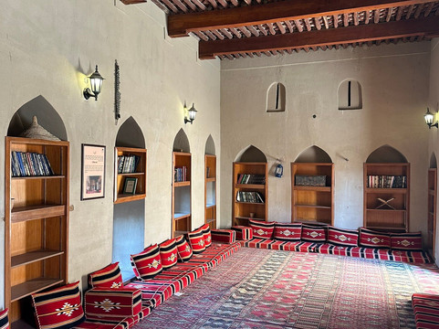 尼日瓦堡-尼日瓦必去景点