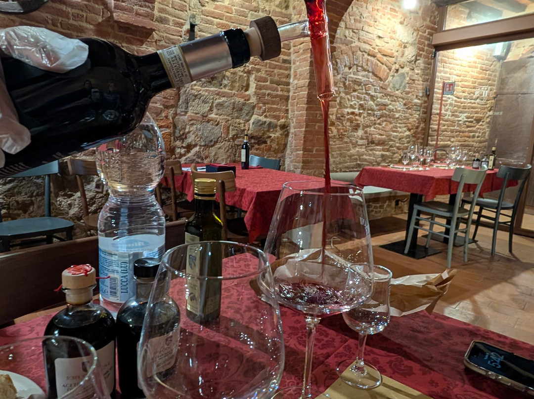 Azienda Agricola Ercolani-蒙特普尔恰诺必去景点