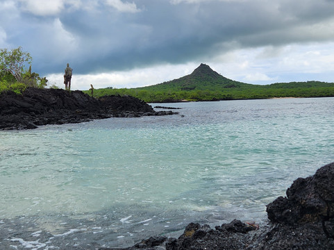 Cruise In Galapagos-阿约拉港必去景点