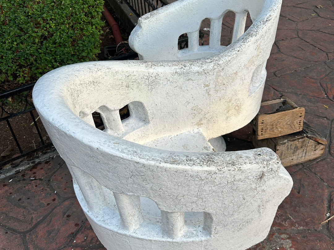 Plaza e Parque Francisco Canton-巴利亚多利德必去景点