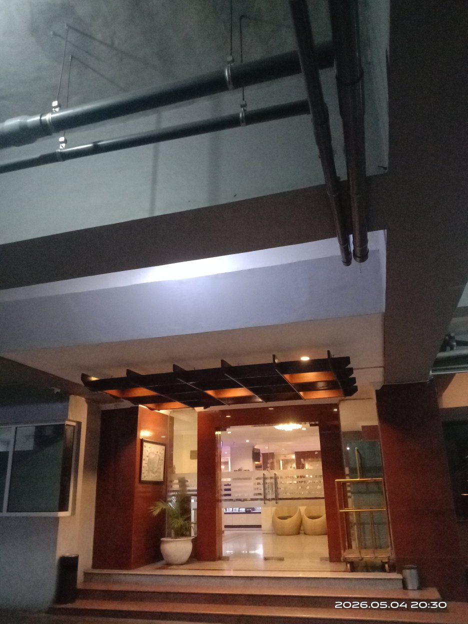 任沫迪波内戈罗WH 88酒店-旅行者