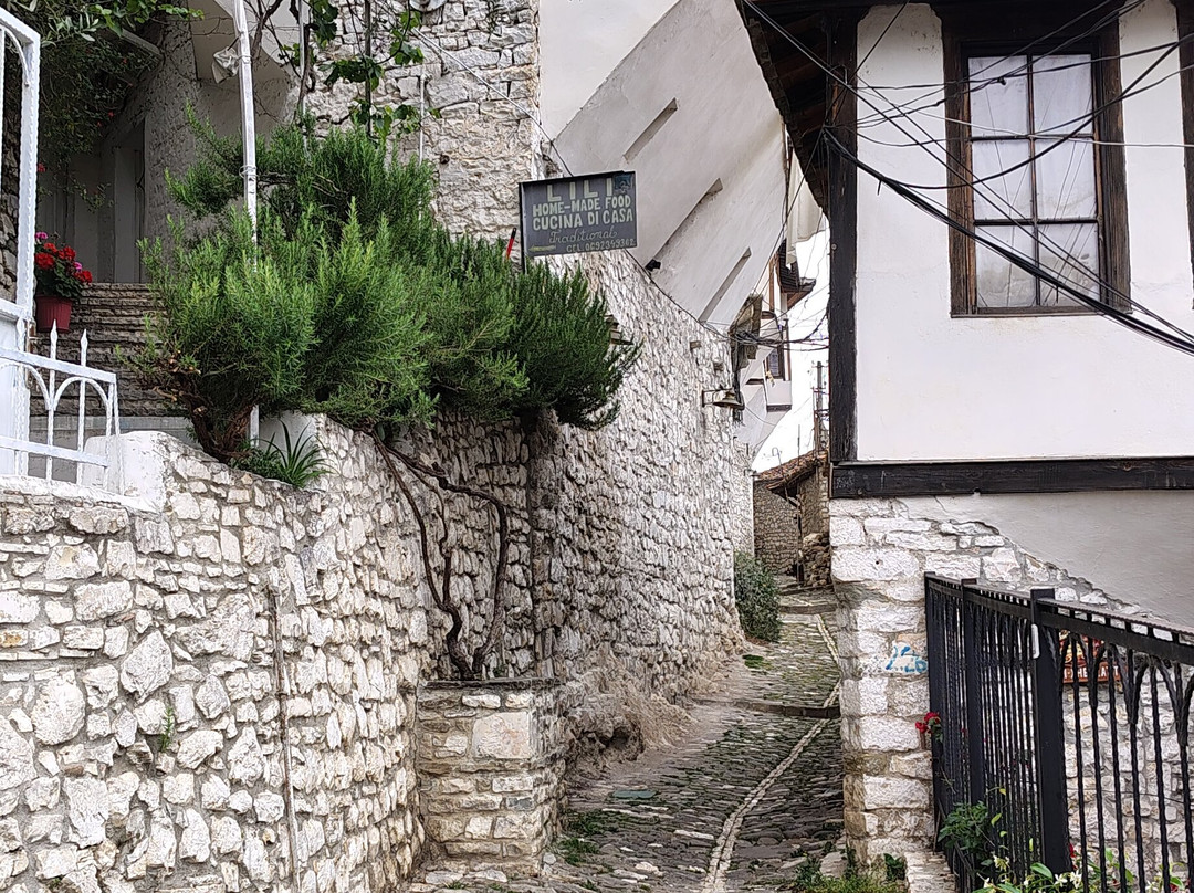 Quarter Of Mangalem-培拉特必去景点