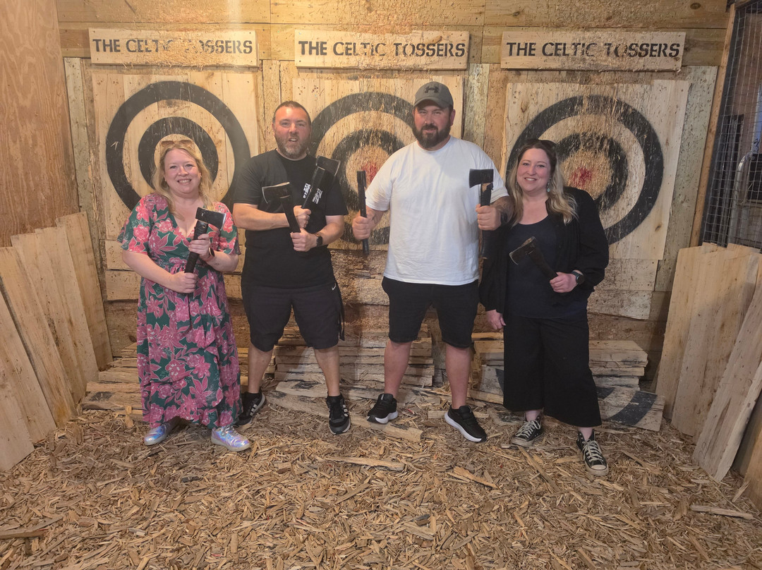 The Celtic Tossers - Axe Throwing-特鲁罗必去景点