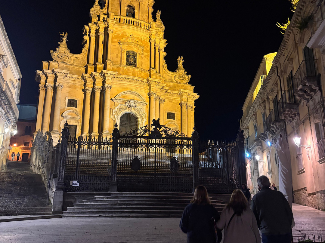Walk Around Sicily - Transfer, Excursion and Limo-卡塔尼亚必去景点