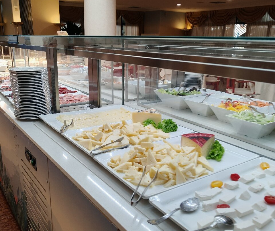 阿索托丽亚大酒店主图
