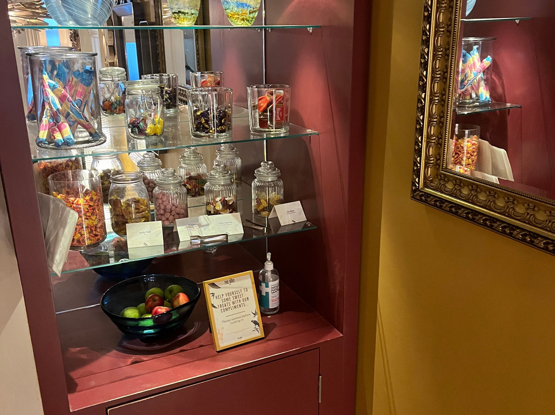 伯德巴斯酒店主图