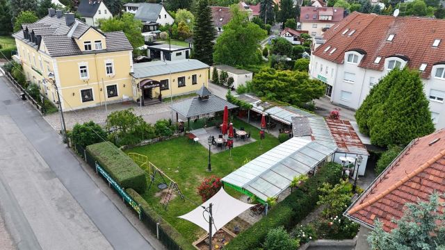 佩斯特维泽尔西格尔酒店-旅行者