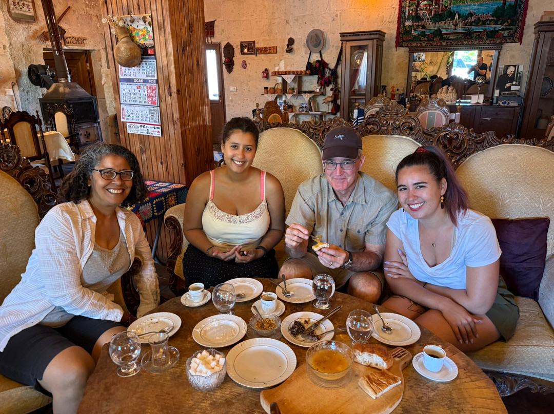 Cappadocia Home Cooking-艾瓦勒必去景点