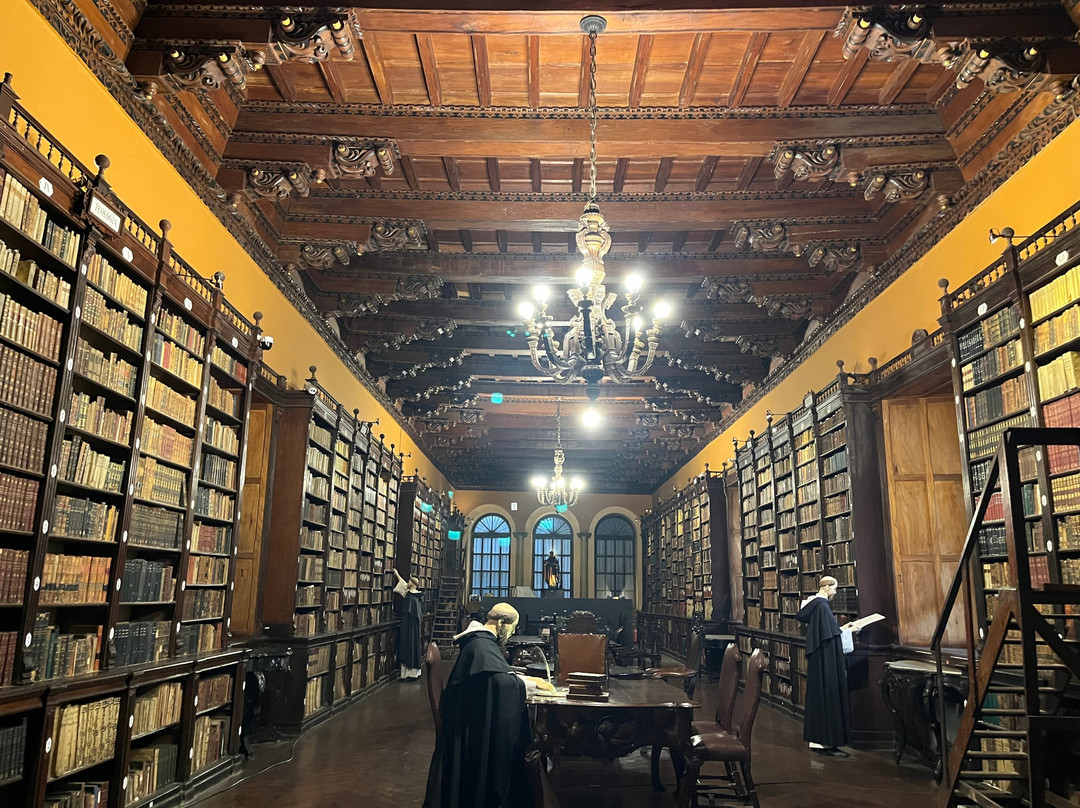 Basilica y Monasterio de Santo Domingo-利马必去景点