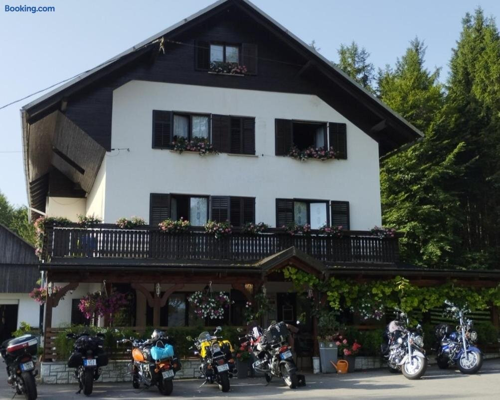 美奇哈兰酒店主图