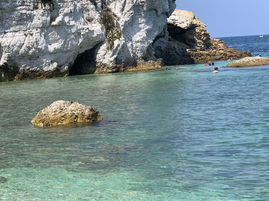 Spiaggia di Padulella-费拉约港必去景点