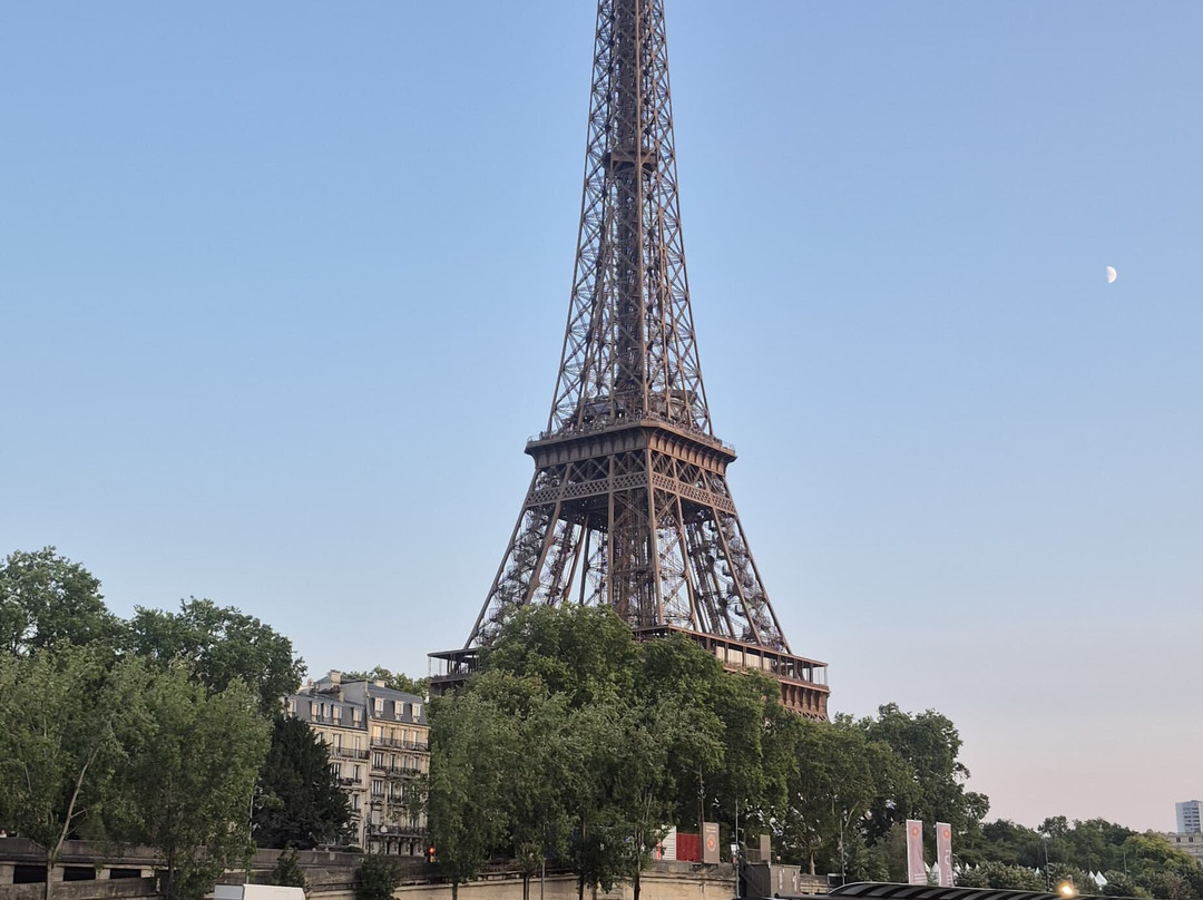 Péniche Le Grand Bleu-巴黎必去景点
