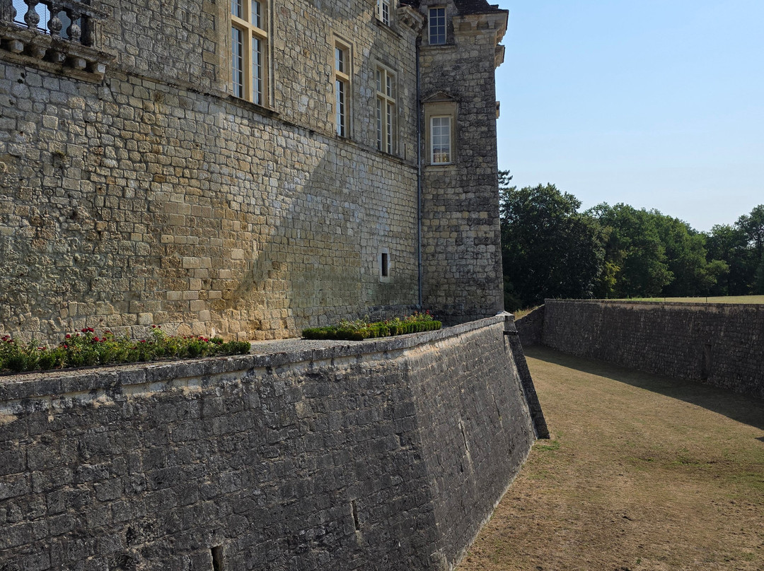 Château de Cazeneuve-Prechac必去景点